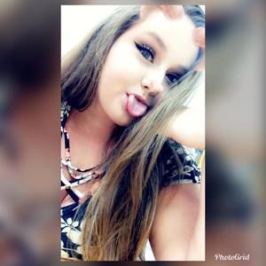 Meet your Posher, Lea